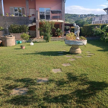 La Sirenetta Villa Tortoreto ภายนอก รูปภาพ