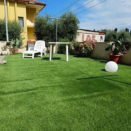 La Sirenetta Villa Tortoreto ภายนอก รูปภาพ